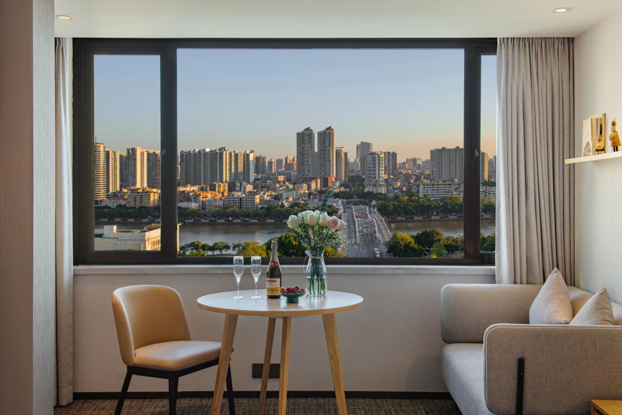 Guangzhou Hotel - Free Shuttle Bus To Exhibition Center During Canton Fair Period Esterno foto